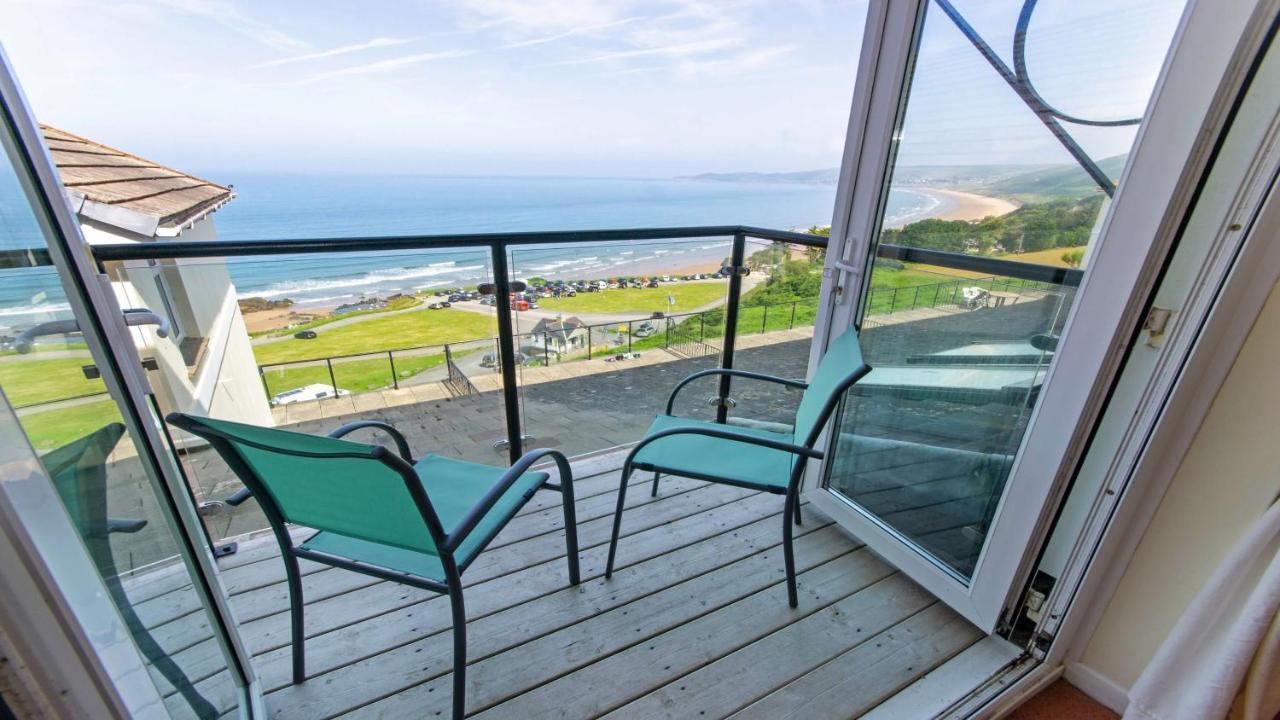 Clifton Court Apt 23 With Seaviews & Heated Pool Apartment Croyde Exterior foto